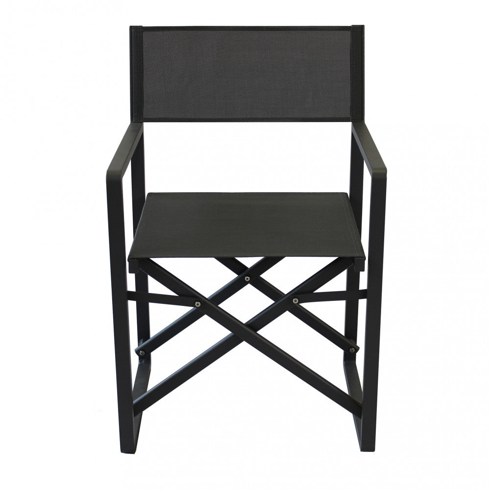 Poltrona Regista Larissa antracite in un ambiente esterno moderno.