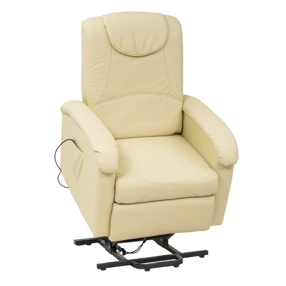 Dettaglio rialzato della seduta e dei braccioli imbottiti della poltrona relax beige.