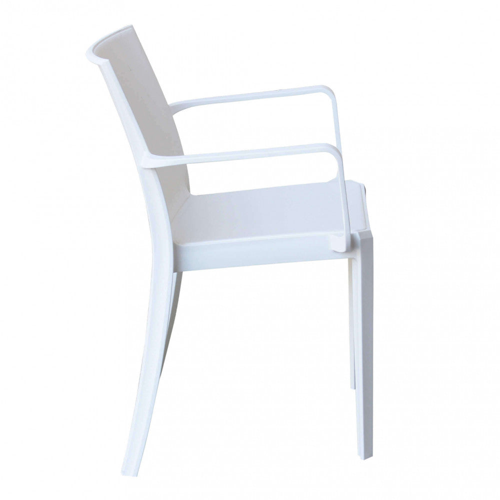 Poltrona Victoria color bianco in polipropilene, leggera e resistente