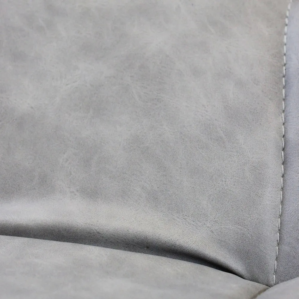 Poltrona Winona in ecopelle color tortora, sedia moderna per salotto o ufficio, particolare cuciture dello schienale