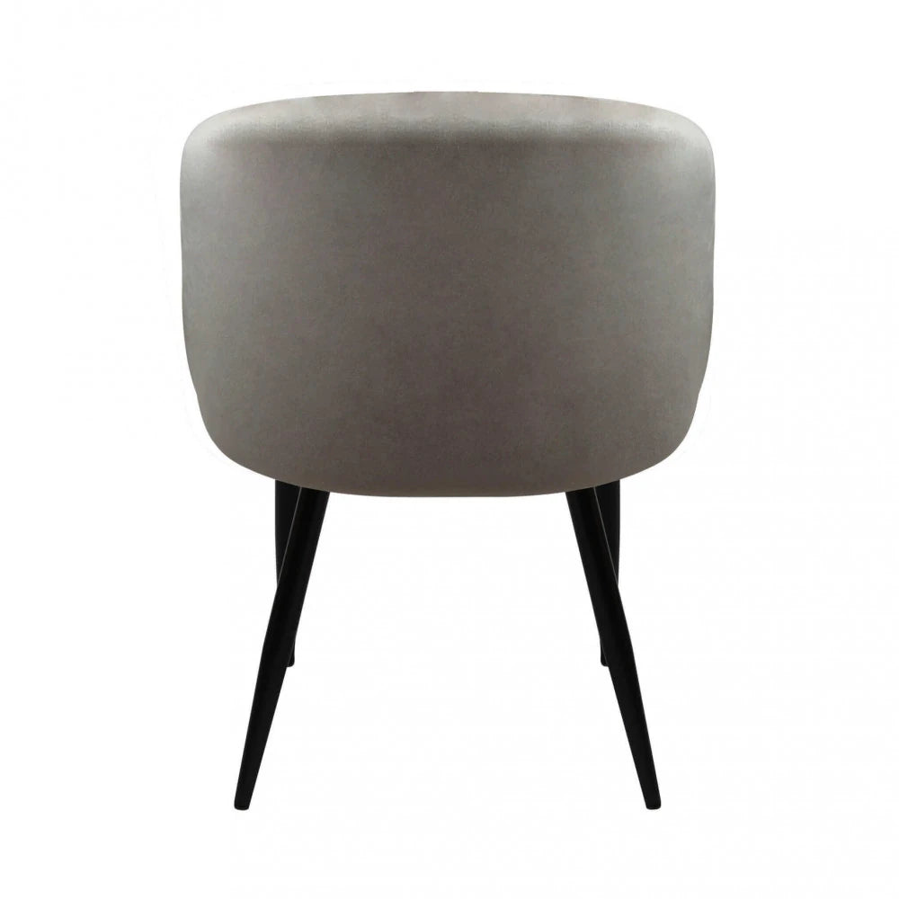 La Poltrona in Velluto che Abbraccia il Tuo Spazio, vista posteriore