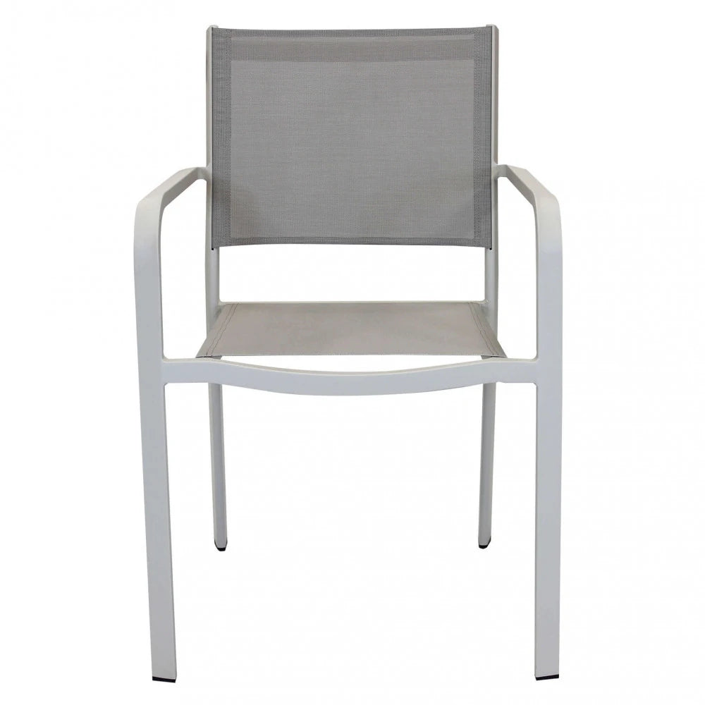 Poltrona Zante Tortora impilabile con struttura in alluminio e seduta in textilene, design minimalista per esterni, vista frontale