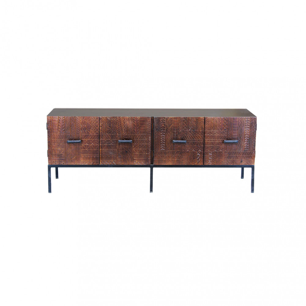 Dettaglio delle 4 ante del porta TV Dominick, un complemento d'arredo robusto ed elegante per il salotto | Albert Stock