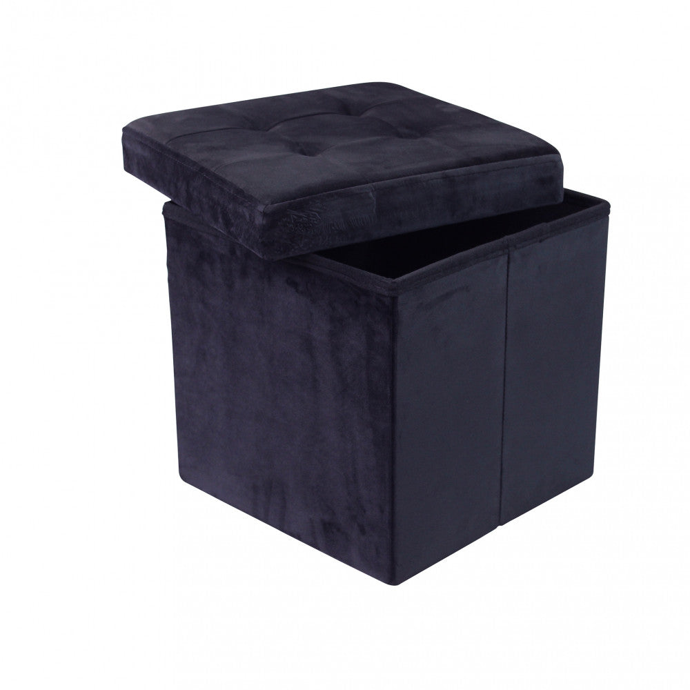 Prospettiva angolare del pouf in velluto nero con coperchio aperto, rivelando la struttura interna.