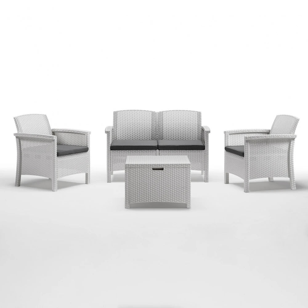 Salotto Venezia 2 Posti in Plastica Stampata Bianca effetto wicker, completo di divano, due poltrone, tavolino e cuscini.