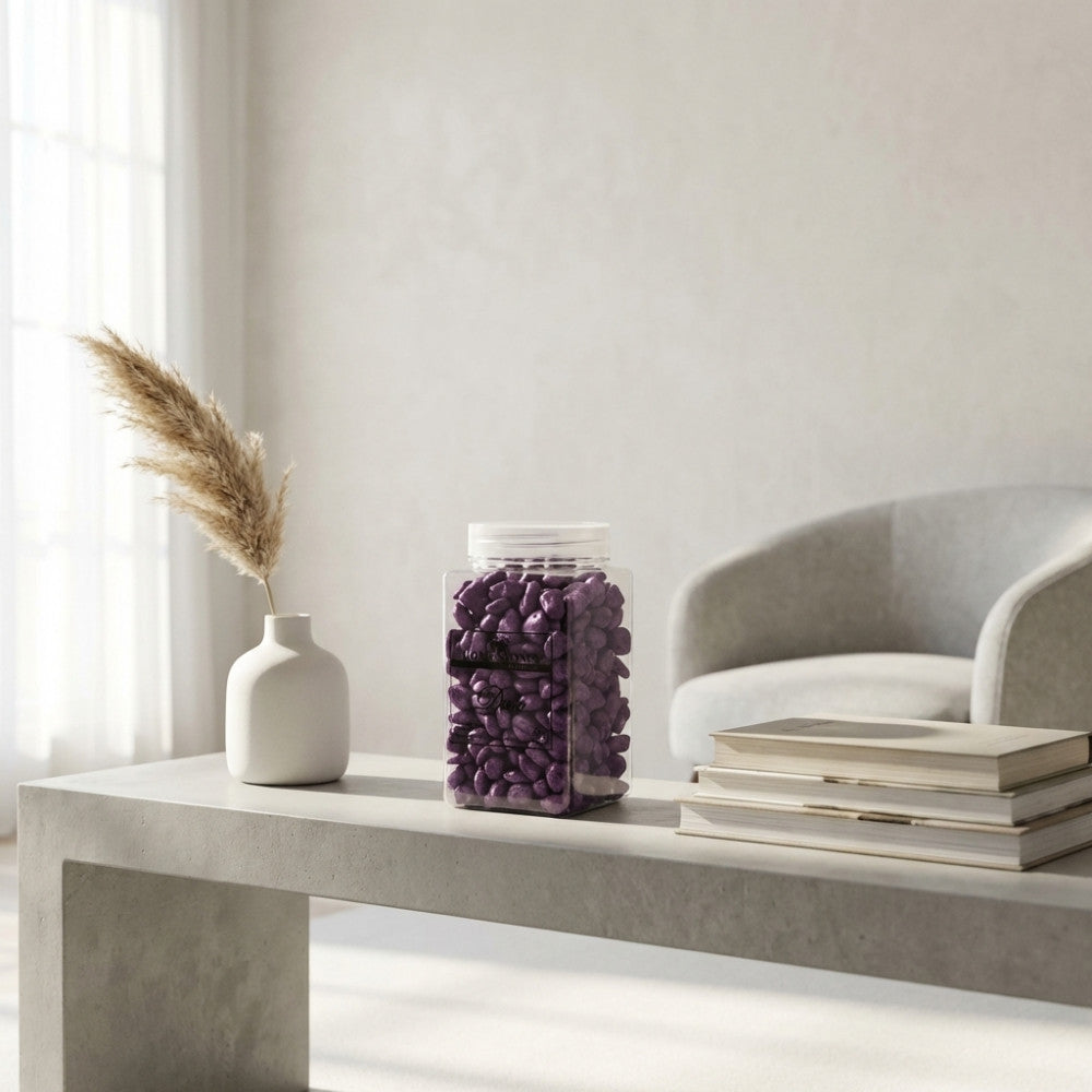 Contenitore di sassolini decorativi Cosma CA802150-VIOL in ambiente minimalista