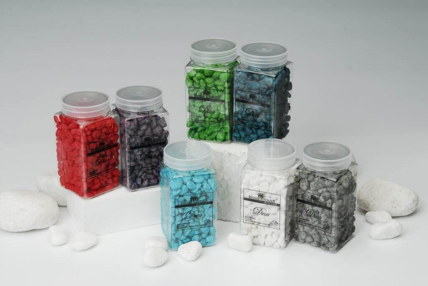 Confezione di sassolini grandi decorativi di colore viola, pronti per l'uso.