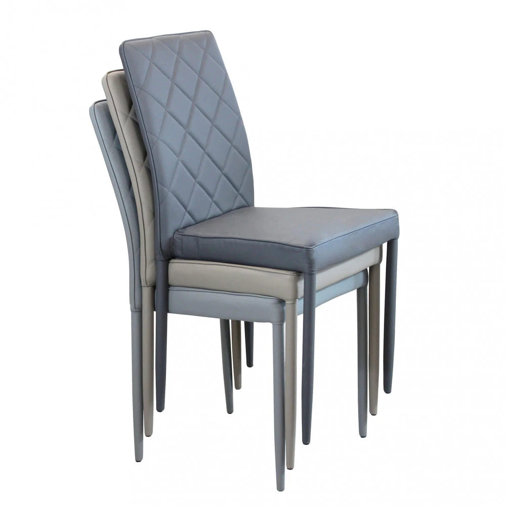 Sedia Blossom in ecopelle grigio chiaro con struttura in acciaio, design moderno per sala da pranzo, impilabile