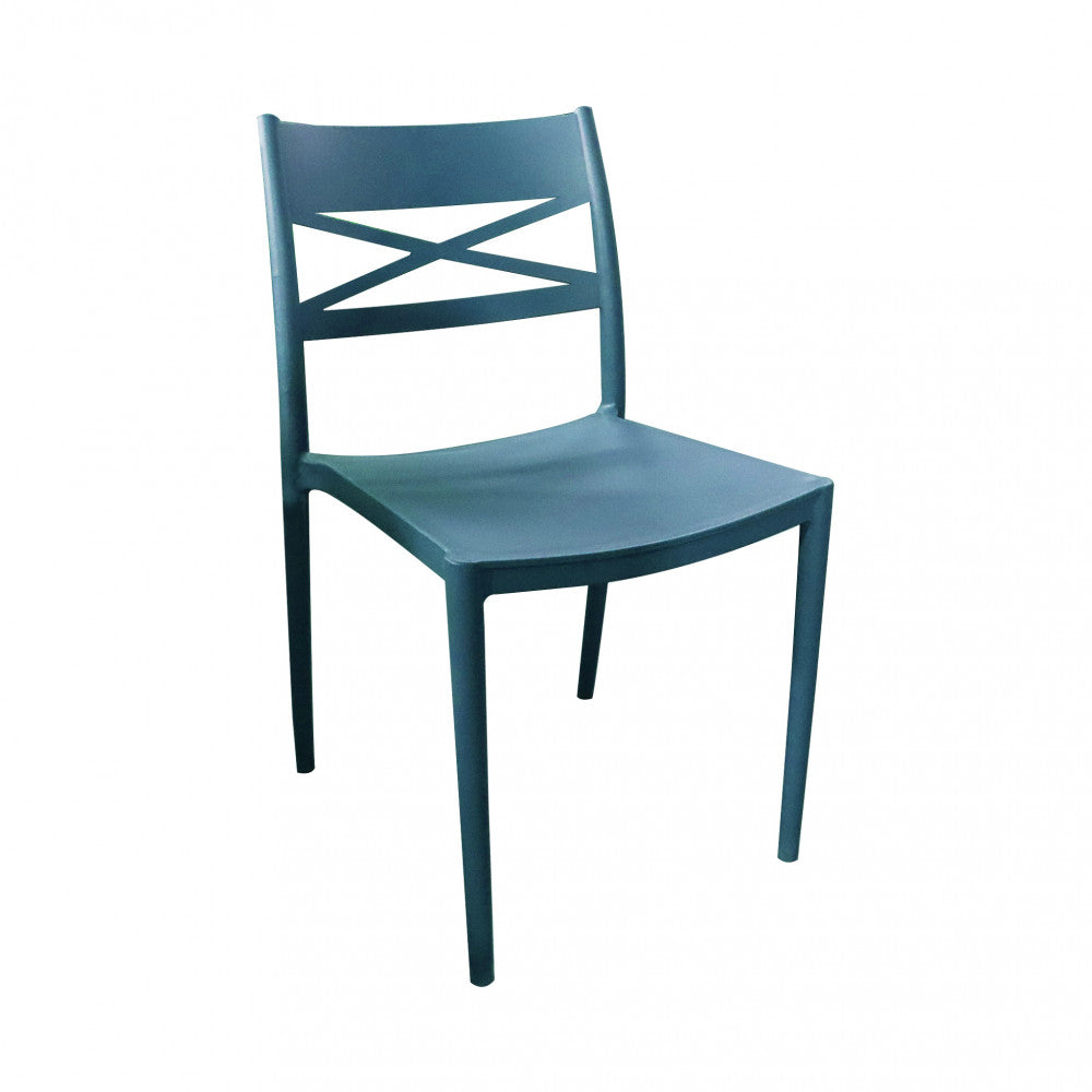 Sedia moderna Darleen blu senza braccioli isolata su sfondo bianco puro.