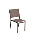 Sedia Elba in Alluminio Chocolate con seduta in Textilene, impilabile e resistente, ideale per giardino e terrazza.