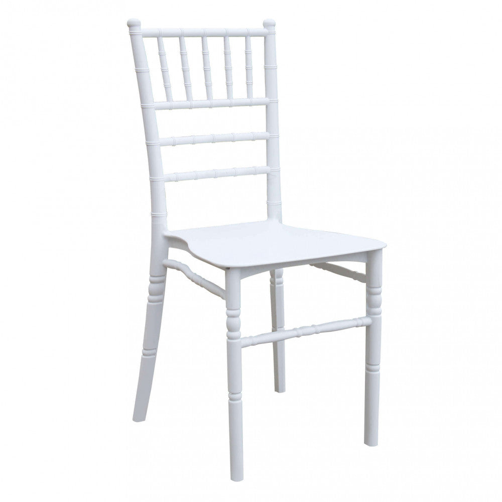 Sedia da Esterno Impilabile Nelly color bianco, realizzata in polipropilene.