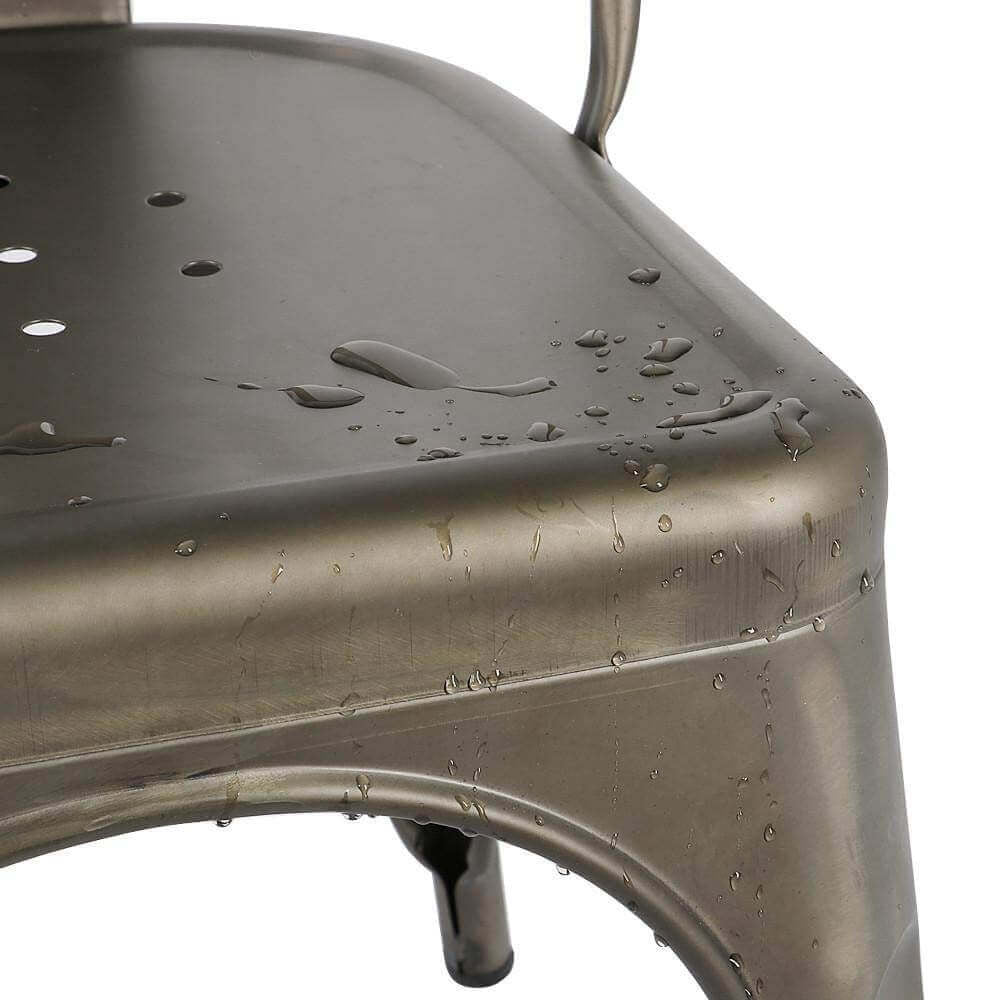 Vantaggi della sedia in lamiera resistente agli agenti atmosferici