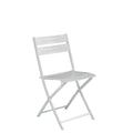 Sedia Lucca Pieghevole in Alluminio Bianco con design a listelli, resistente e salvaspazio per esterni.
