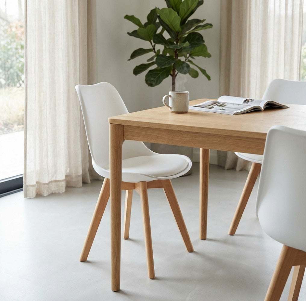 Sedia Cosma Marsiglia bianca con gambe in legno
