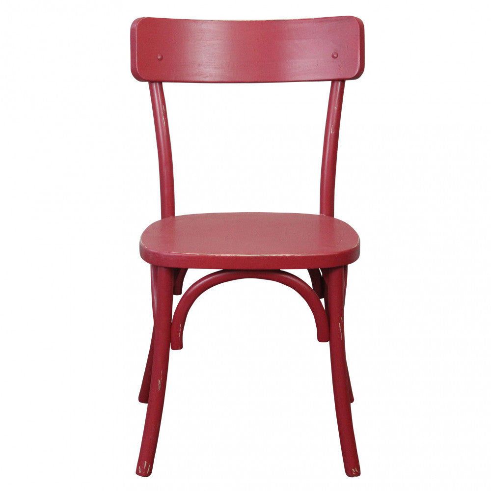 Vista frontale completa della sedia Polly rossa, evidenziando le gambe curve e il design shabby chic.