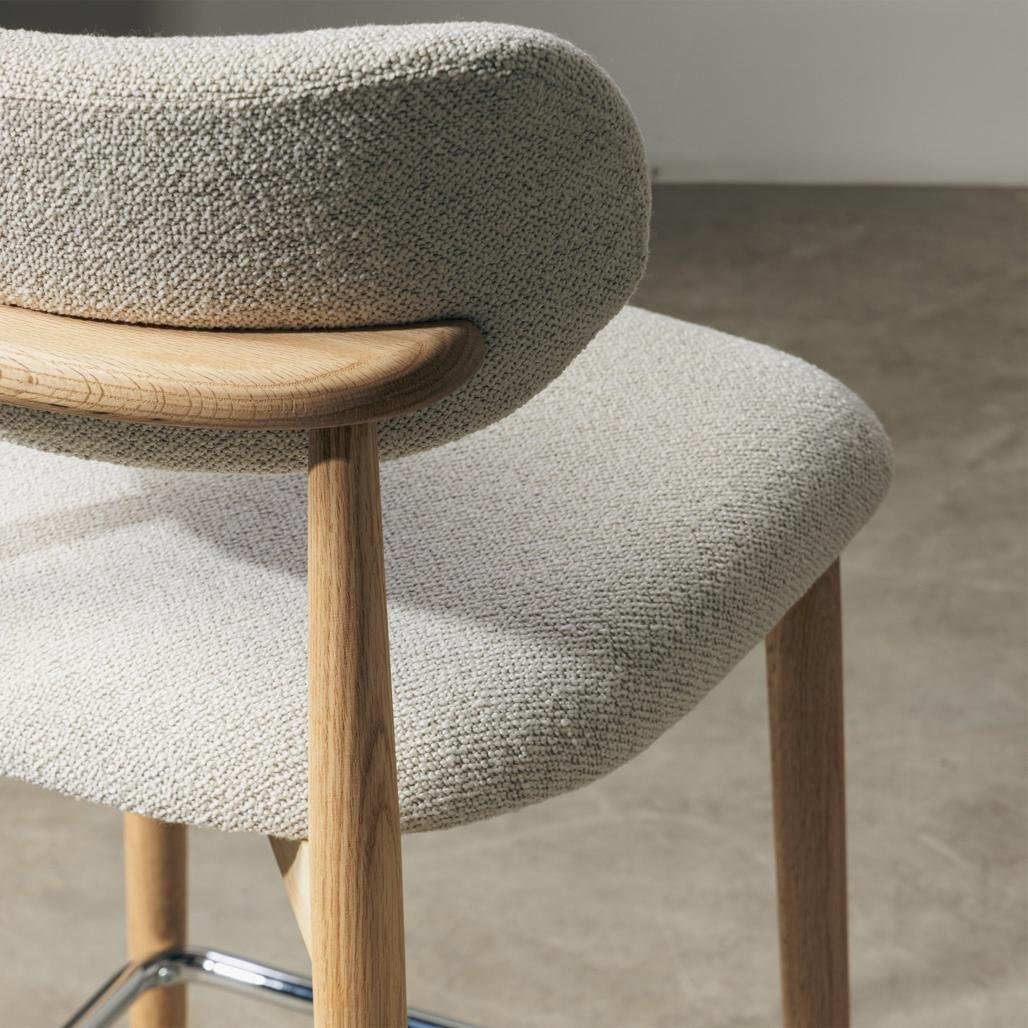 Set da 2 sgabelli Mia crema con gambe in rovere - NN-MIA-UPH-STO-CRE-281 - foto 2