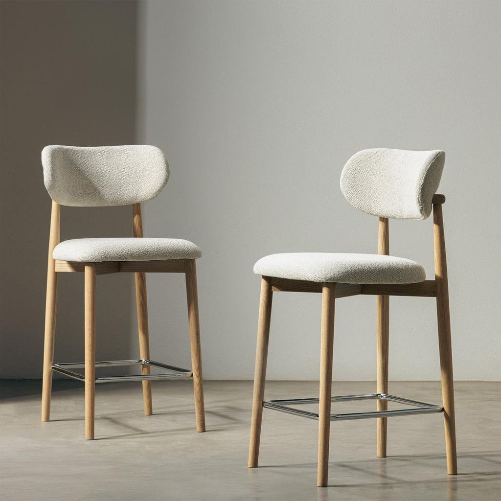Set da 2 sgabelli Mia crema con gambe in rovere - NN-MIA-UPH-STO-CRE-281 - foto 3