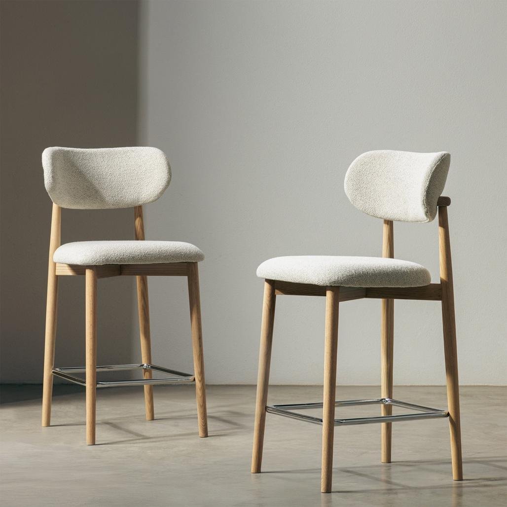Set da 2 sgabelli Mia crema con gambe in rovere - NN-MIA-UPH-STO-CRE-281 - foto 3