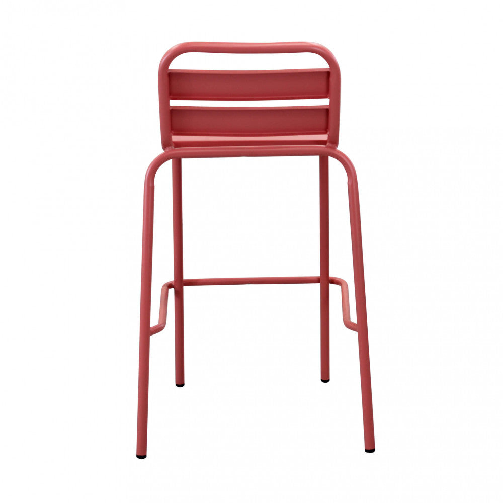 Vista posteriore dello sgabello Vega in acciaio rosso corallo, con focus sulle linee pulite del design.