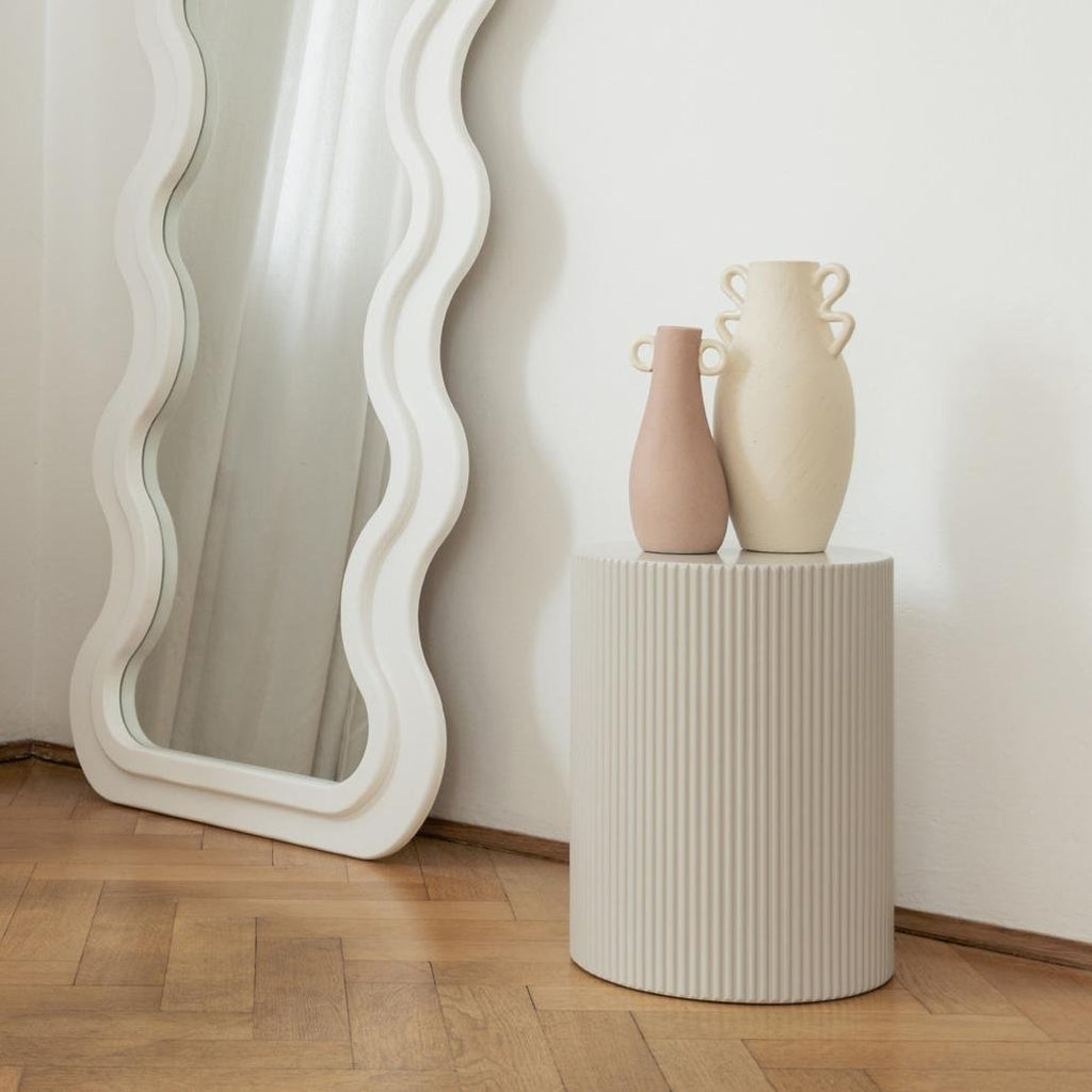 Tavolino d'appoggio Ryu 35 cm grigio beige con scanalature - NN-RYU-FUR-SIDTAB-LIGGRE-163 - foto 3