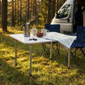 Tavolo pieghevole Cosma Tavolino Professional 80 x 60 bianco in ambiente outdoor.