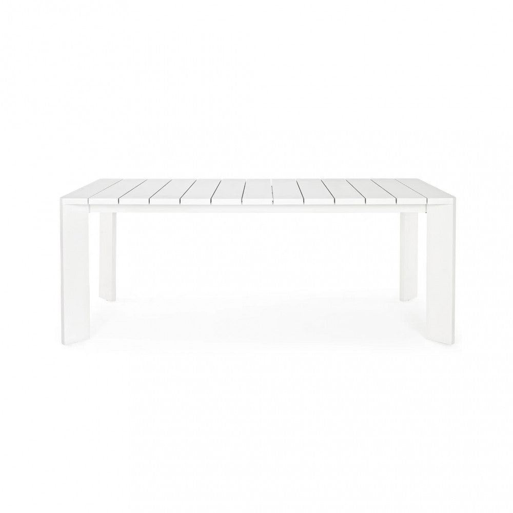 Vista frontale del tavolo Brooklyn nella configurazione compatta, che evidenzia il design pulito del piano a doghe.