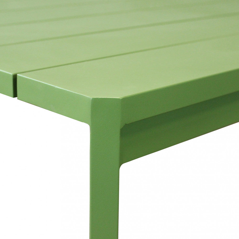 Tavolo per esterno in verde