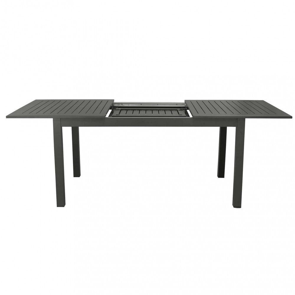 Tavolo Cuba allungato, colore antracite, mostrato in un'ambientazione esterna, che evidenzia la sua funzionalità estensibile e il design pulito | Albert Stock