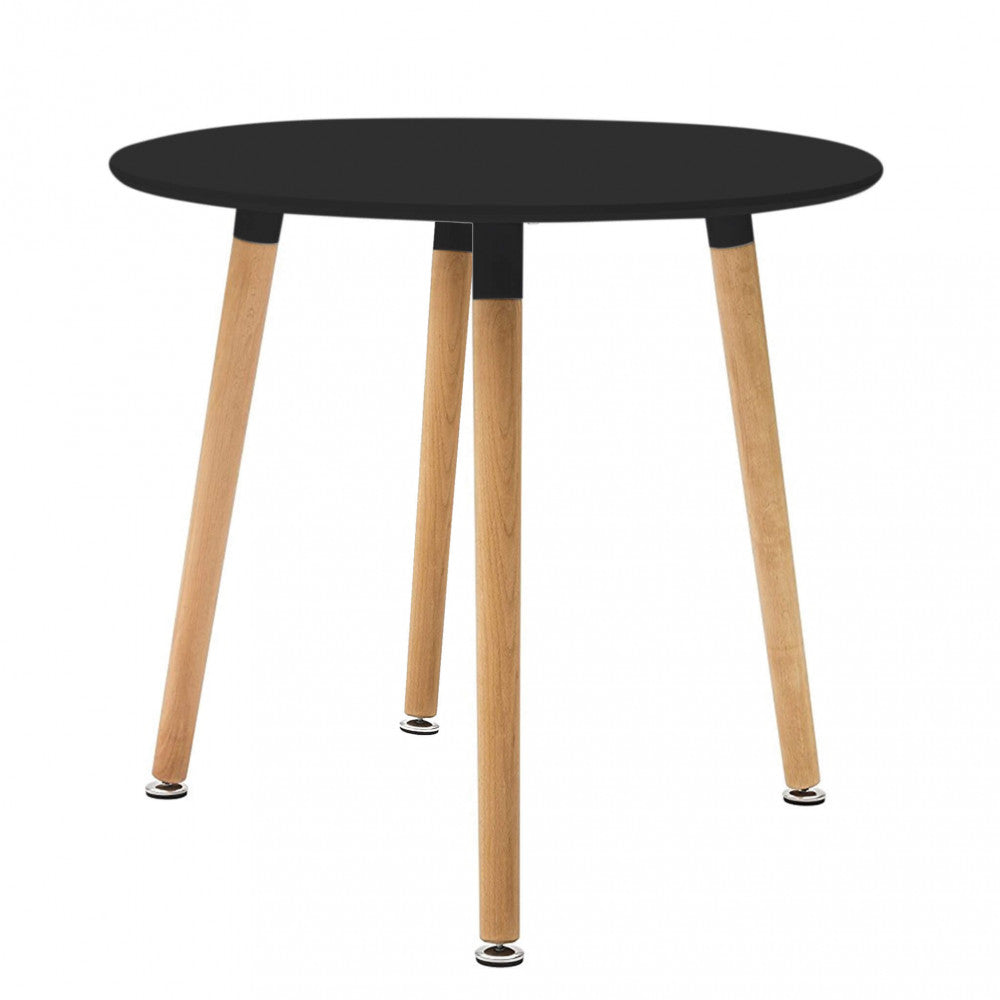 Vista frontale del tavolo fisso LIONE Ø 80 cm, che mostra il piano nero e le tre gambe in legno naturale.
