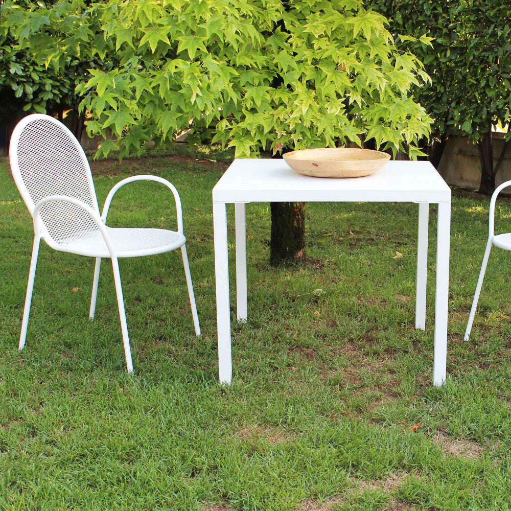 Tavolo da giardino Manchester 80x80 cm impilabile in acciaio color bianco, ideale per spazi esterni e balconi | Albert Stock