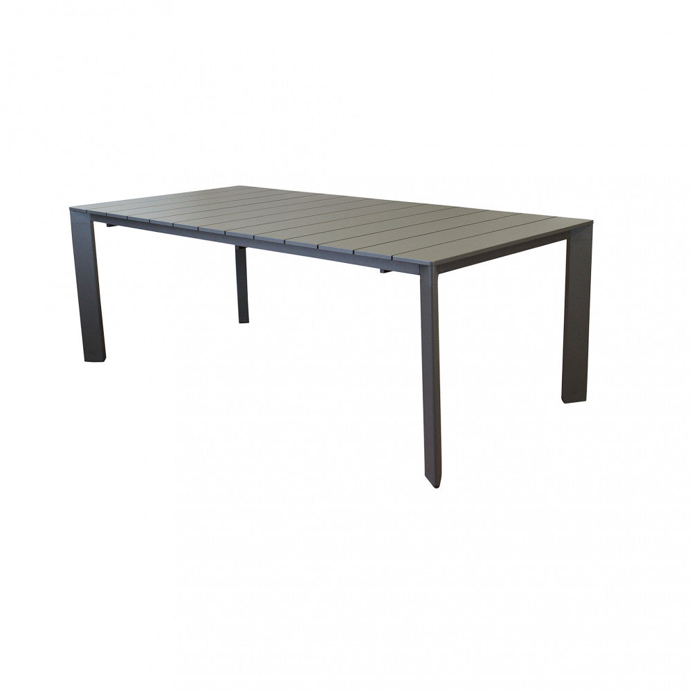 Tavolo Sacramento nella sua configurazione base di 215 cm, con linee pulite e design moderno in alluminio taupe.