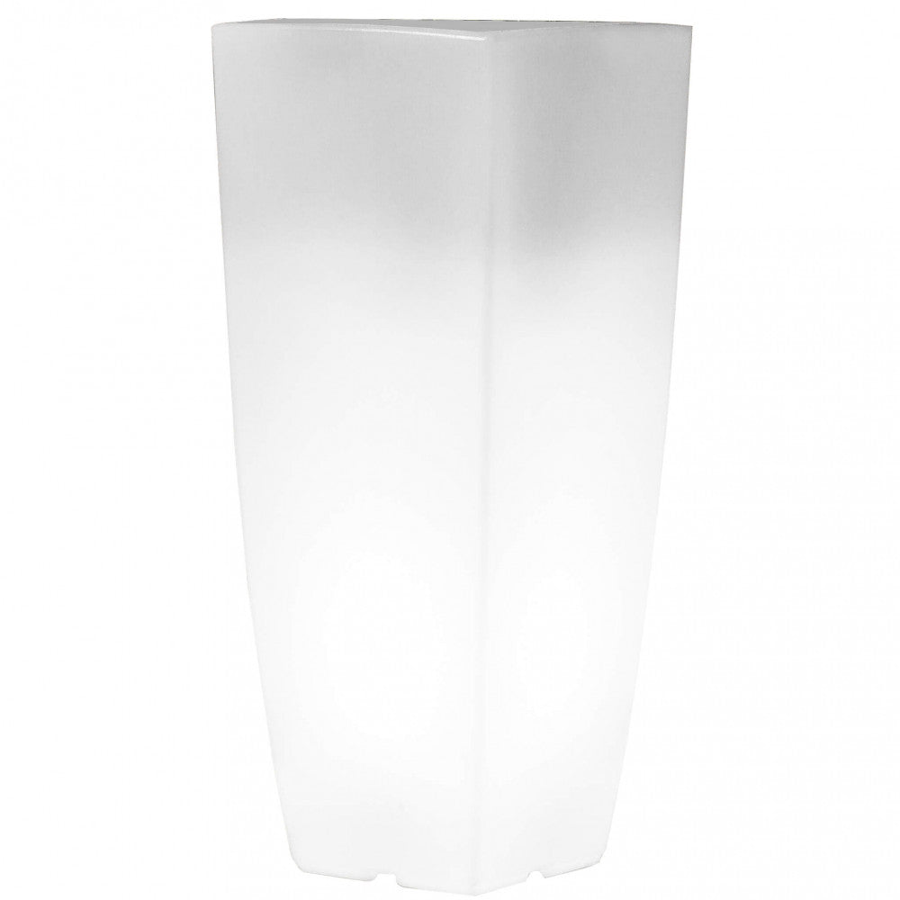 Dettaglio frontale del vaso luminoso Hydrus 90 in polipropilene bianco su sfondo neutro, che evidenzia la sua silhouette affusolata.