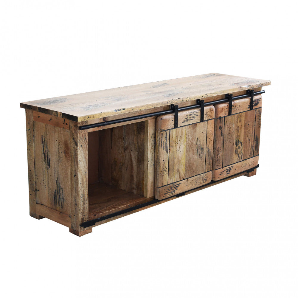 Vista laterale con anta scorrevole del Porta TV Weldon in legno di mango colore marrone, con design elegante e ante scorrevoli, ideale per un soggiorno organizzato | Albert Stock