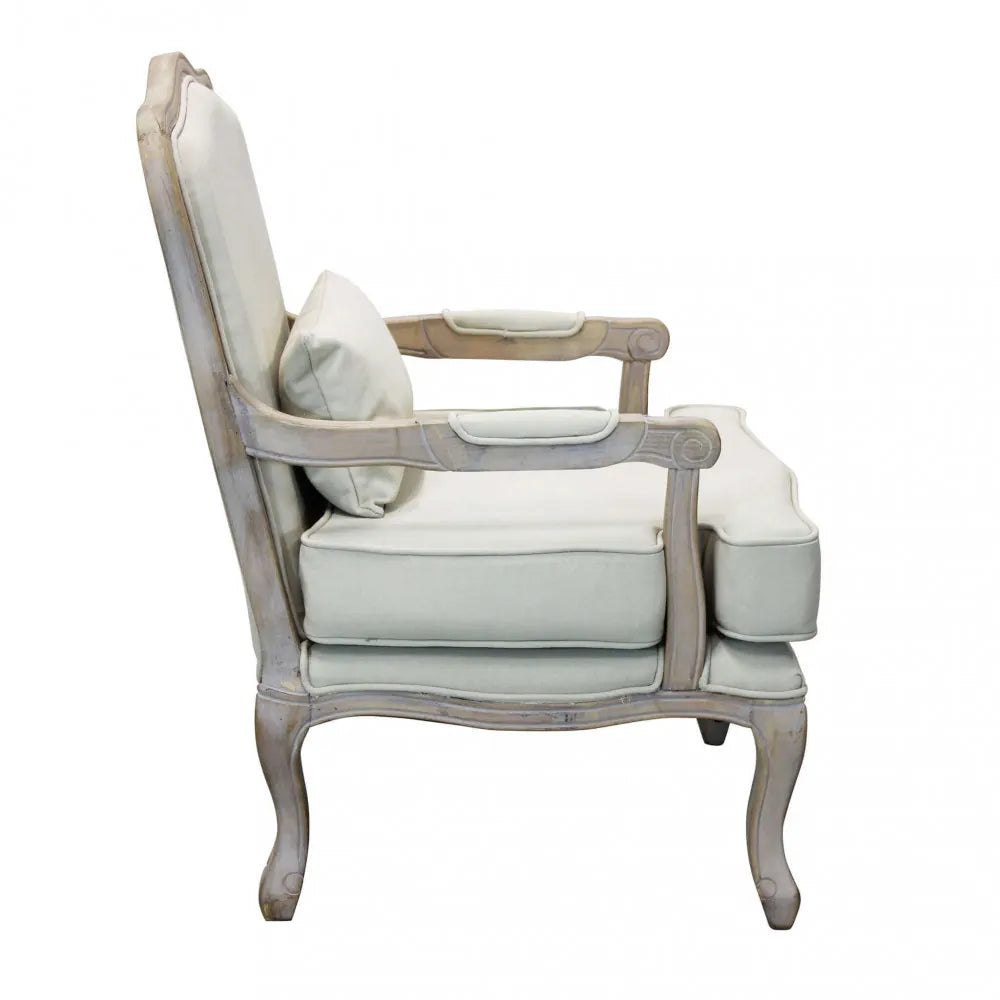 Poltrona bergère Christy in tessuto chiaro bianco vintage con struttura in legno decapato vista laterale