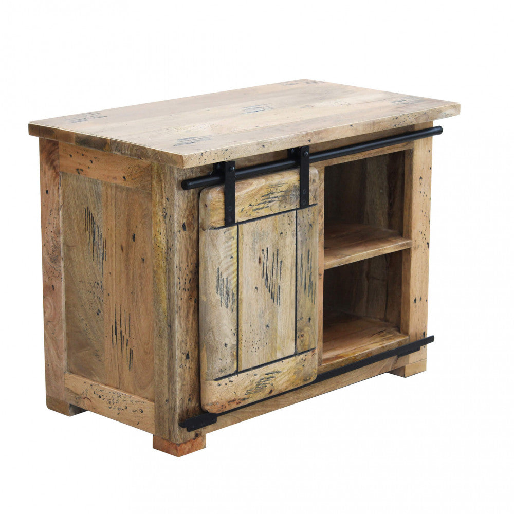 Vista laterale del Porta TV Vaughan in legno di mango colore marrone, con anta scorrevole, ideale per un soggiorno moderno e compatto | Albert Stock